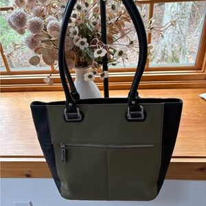 Tignanello Black and Green Tote Bag with Structured Design